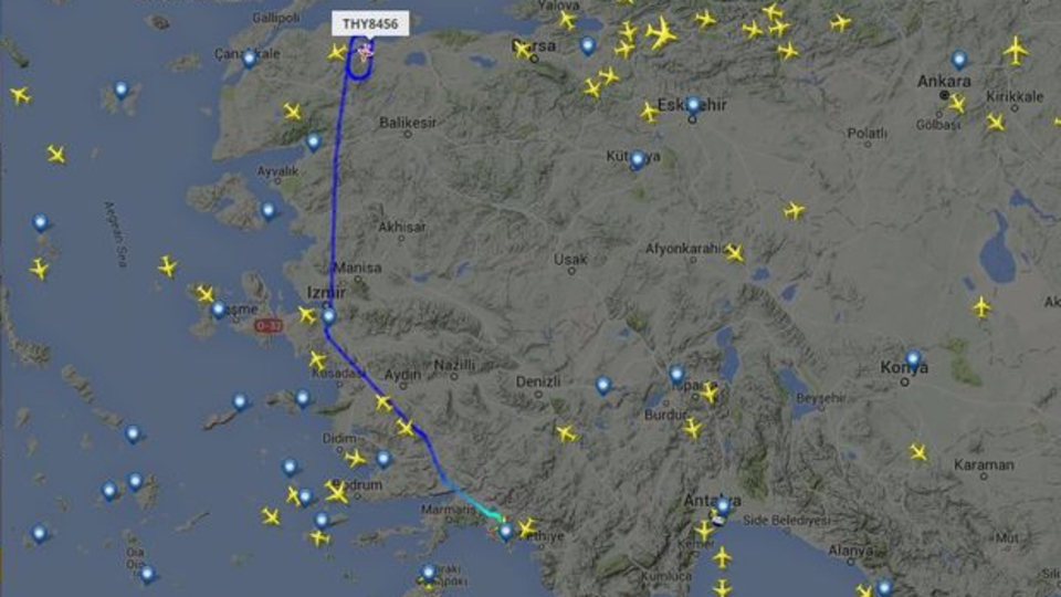 İşte Erdoğan'ı taşıyan uçakla kule arasındaki o konuşmalar!