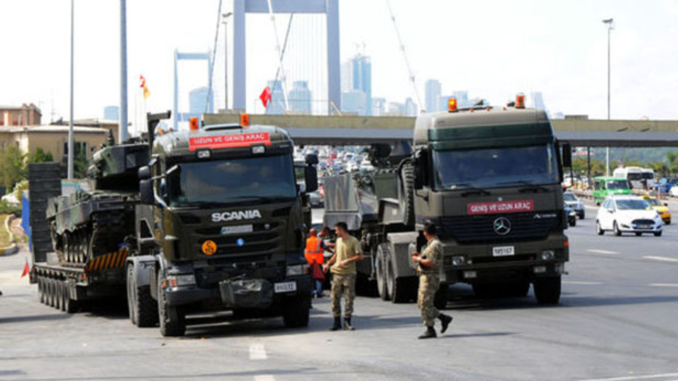 Boğaziçi Köprüsü'nü kapatan tanklarla ilgili son durum