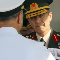 Akar'ın emir erinden tuzak!