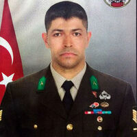 “Orası senin namusun, teslim etme”