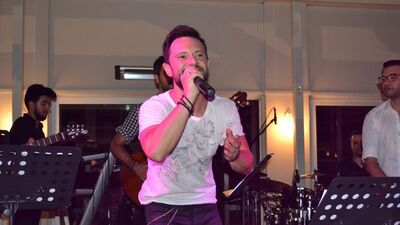 O düğünde sahne alan popçu Özgün, baskını anlattı