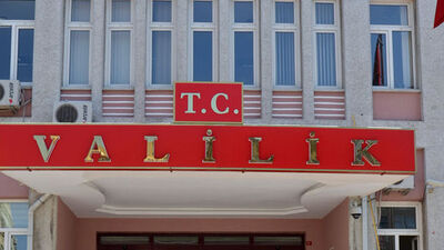 İşte görevden uzaklaştırılaran valilerin isimleri!