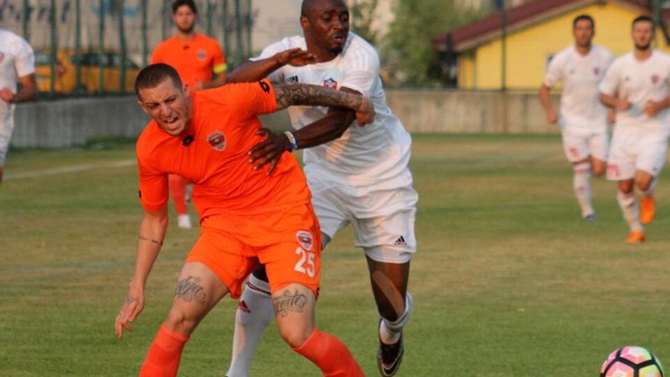 Adanaspor Karabükspor'a kaybetti!