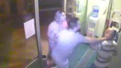 Sela okuyan müezzinin tartaklanması olayında 3 gözaltı