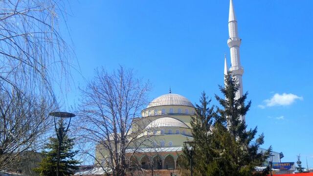 Camilere 'sela' talimatı SMS ile yollandı