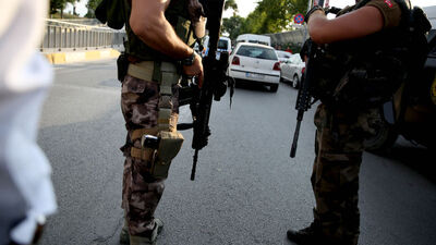 Bir operasyon daha! 25 uzaklaştırma