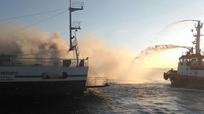 Lapseki-Gelibolu feribotunda yangın!