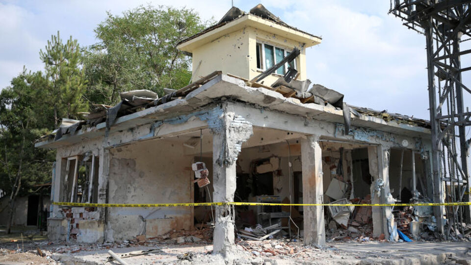 Darbe karşıtıymış gibi talimat verdi, Ankara'yı bombalattı!