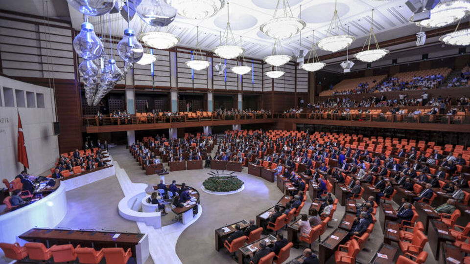 Adalet Bakanı Bozdağ: OHAL kararı millete karşı alınmadı