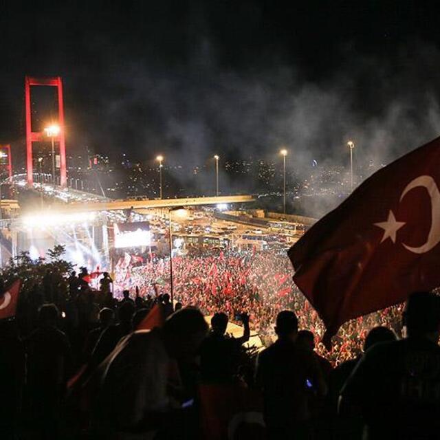 Boğaziçi Köprüsü ulaşıma açıldı