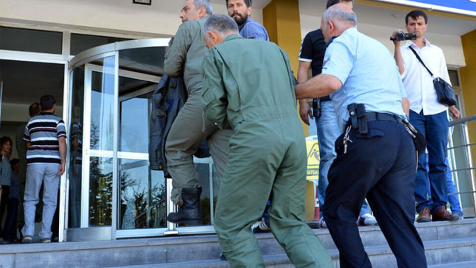 Görevlerini darbe girişiminden 2 gün önce söylemişler!