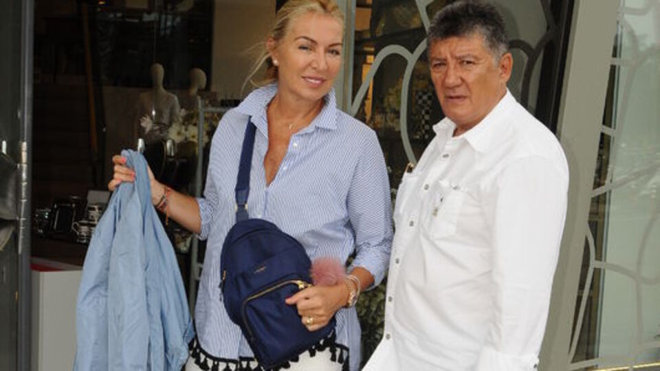 Sezonun yorgunluğunu ailesiyle birlikte attı