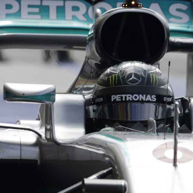 Rosberg imzayı attı!