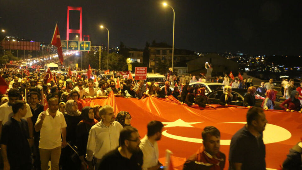 Patronlar şirketlerine sahip çıktı, geri alım yapacaklar