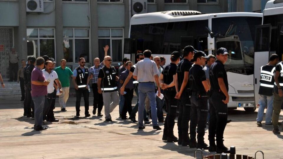 45 bin 484 memur görevden alındı