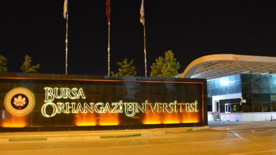 Hangi üniversiteler kapatıldı? O öğrenciler ne olacak?