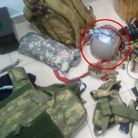 Fotoğrafta dikkat çeken ayrıntı! Darbeci askerler bunu da yapmış