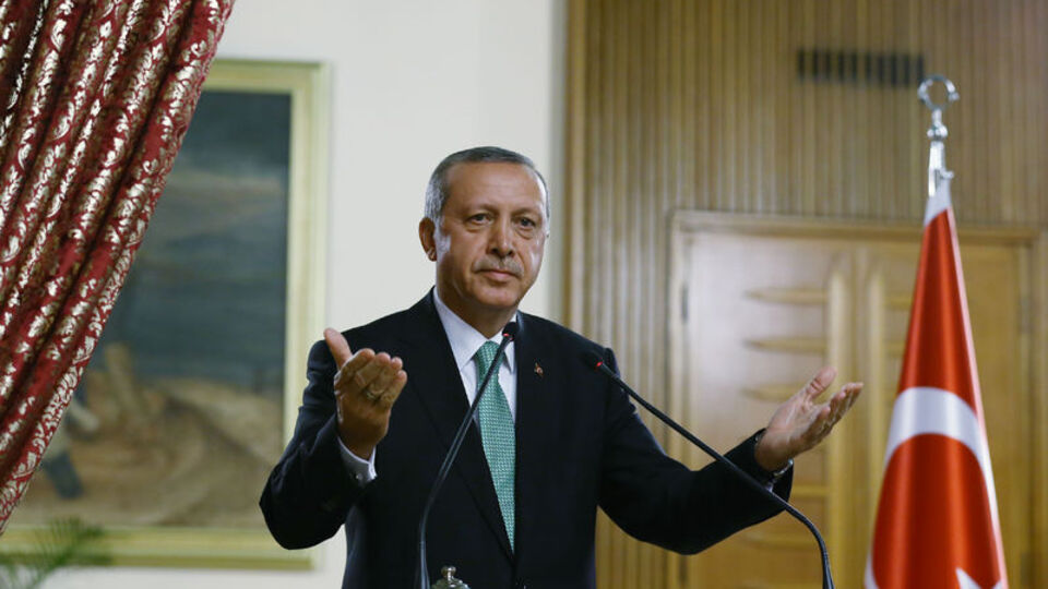 Akar'ı Gülen'le görüştürmek istedi