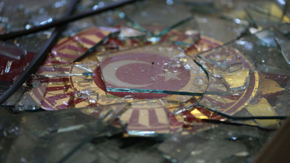 'Polislerimiz, 'Meclisi teslim etmeyiz, darbeciler buraya giremez' dedi'