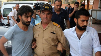 4 saat direndi, 200 polis operasyon yapacakken tıraş olup teslim oldu