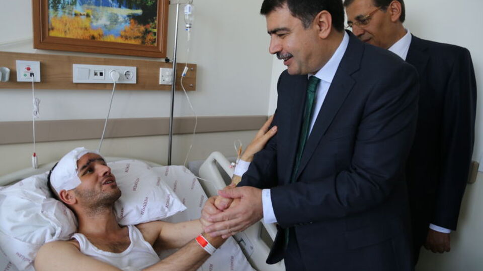 Vali Şahin: 27 kişi yoğun bakımda