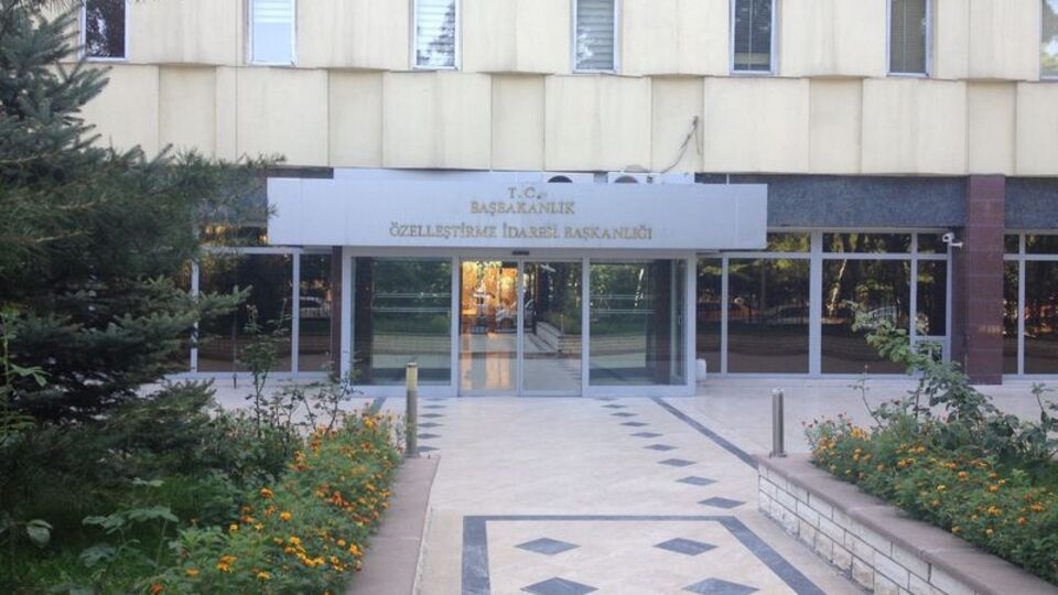 Özelleştirme İdaresi Başkanlığı'nda 23 personel açığa alındı