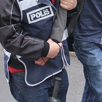 Akademisyenlerin 5'inin cüzdanından 1 dolar çıktı