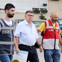 'Eski Zaman'a FETÖ operasyonu