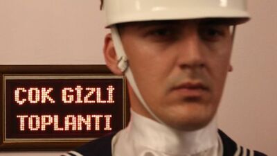 Cumhurbaşkanı Erdoğan'dan YAŞ üyelerine yemek