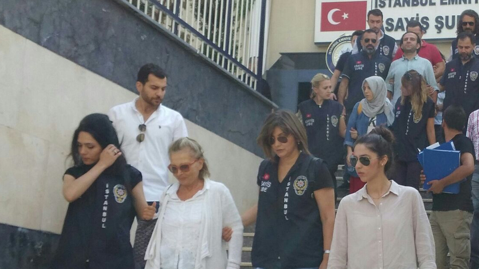 17 gazeteci tutuklandı!