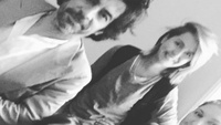 Okan Bayülgen'in aile saadeti