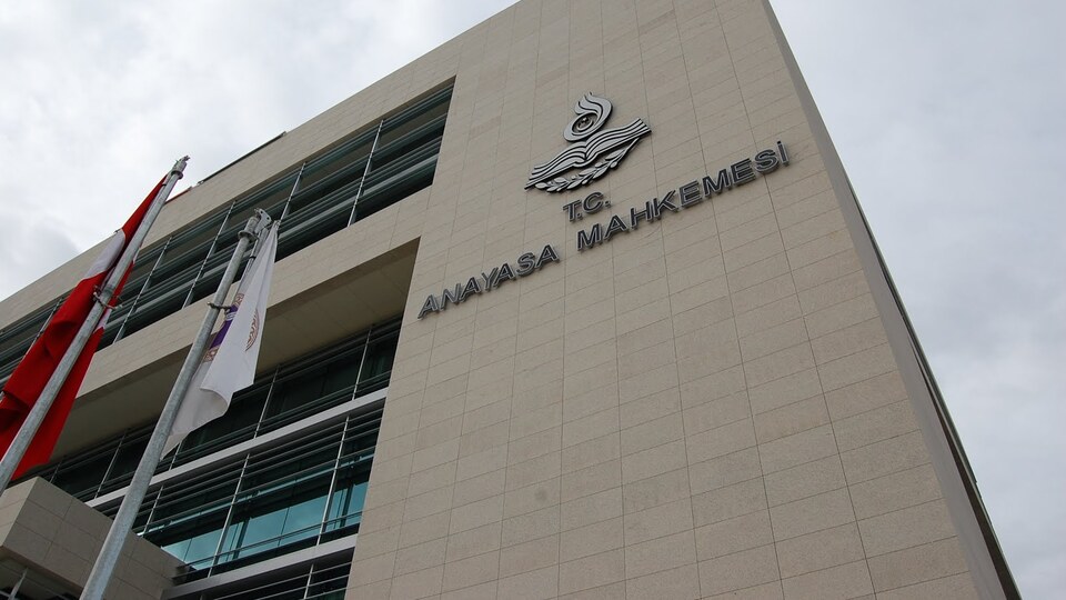 AYM'de FETÖ soruşturması!