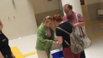 Darbeci komutanın eşi tutuklandı