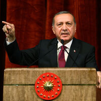 Erdoğan: Demokrasi nöbetini taçlandıralım