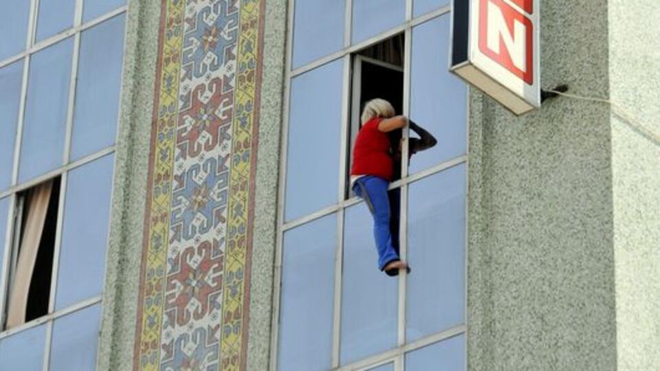 5 aylık hamile hayat kadını intihar etmek istedi