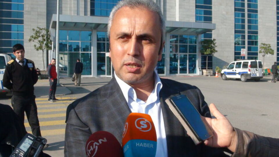 Profesör 1 ay önce darbe çığırtkanlığı yapmış!