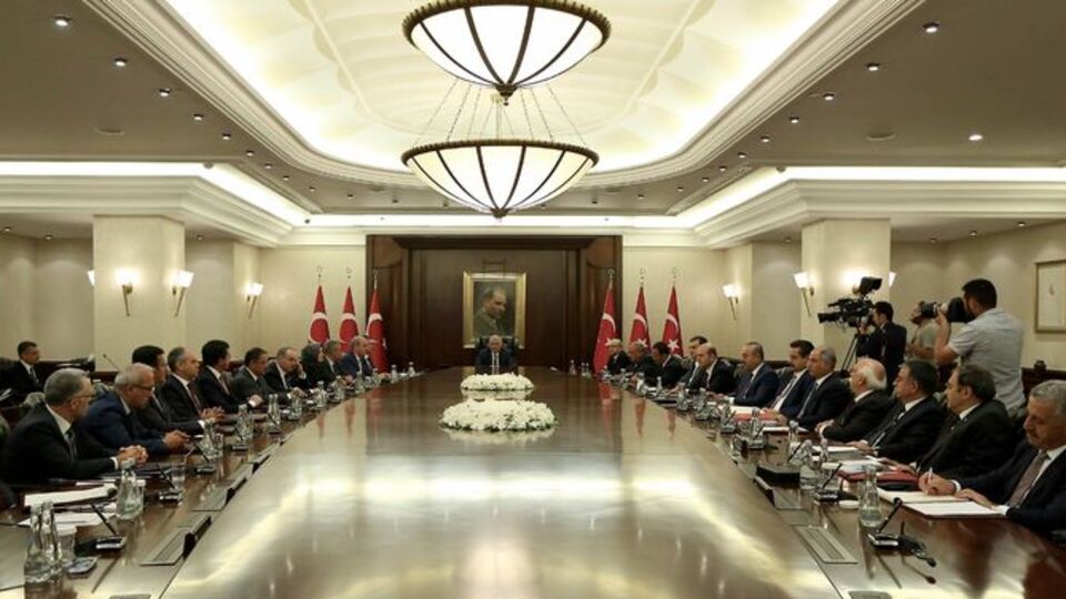 'Bu millet geçmişin şüphesiyle geleceğe yürüyemez'