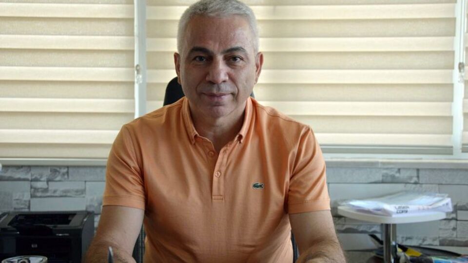 "FETÖ'nün cemaat evlerindeki bakkallar profesörleri seçiyordu"