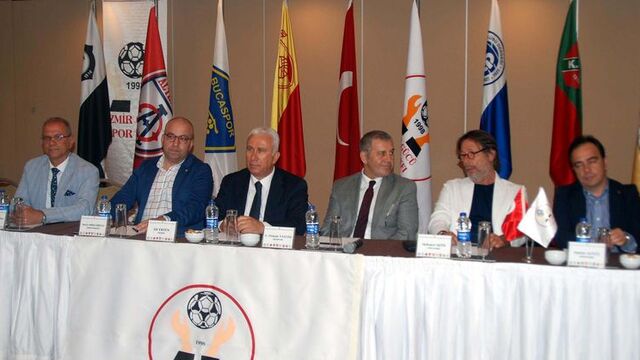 4 büyük Demokrasi Turnuvası'nda!