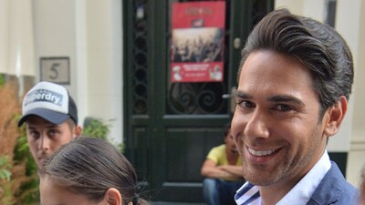 Neslihan Atagül'ün dekoltesi