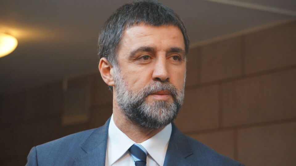 "Hakan Şükür, FETÖ yapılanmasının başıydı"