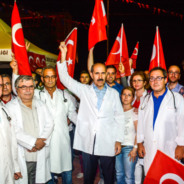 Samatya doktorları nöbette
