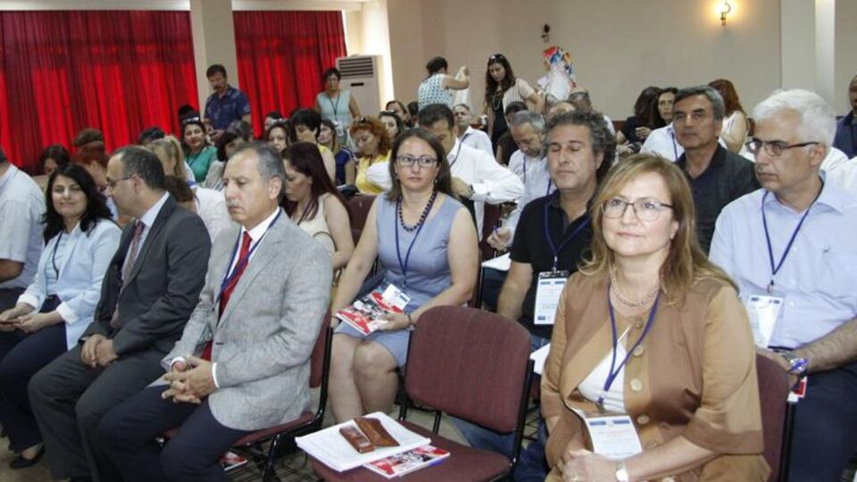 Anne ve Bebek Sağlığı Çalıştayı: Kadınlar anneliği tadabilmek için ölümü göze alıyor