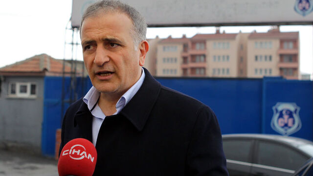 Ekrem Dumanlı'ya yakalama kararı! Darbe "Zaman"ı delil oldu