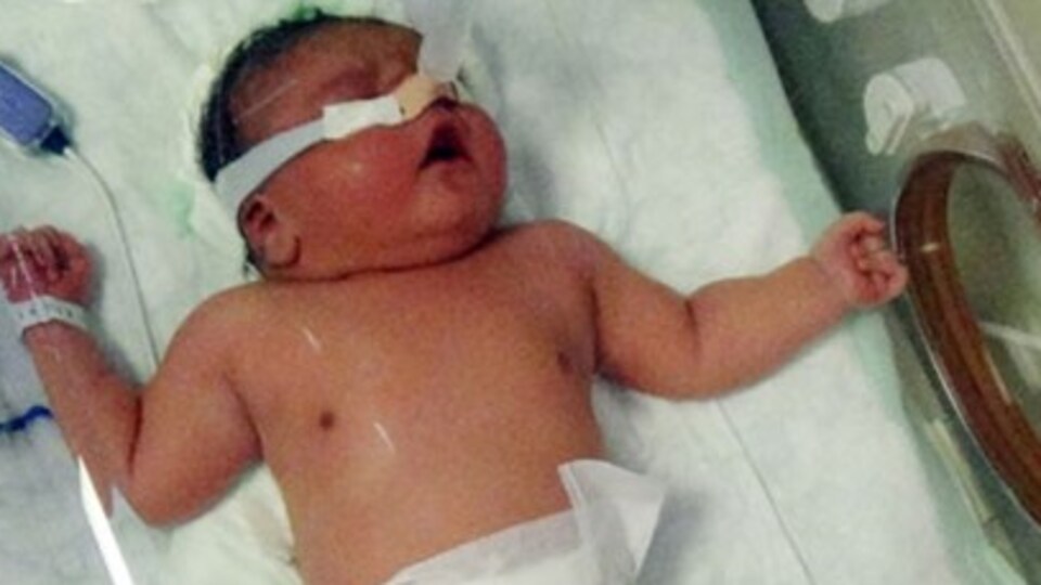 Tam 5 kilo 750 gram doğdu!