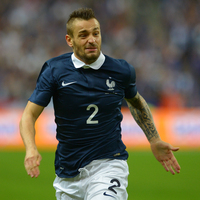 Galatasaray'a yeni aday Debuchy