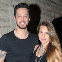 Hakaret edenleri engelliyorlar