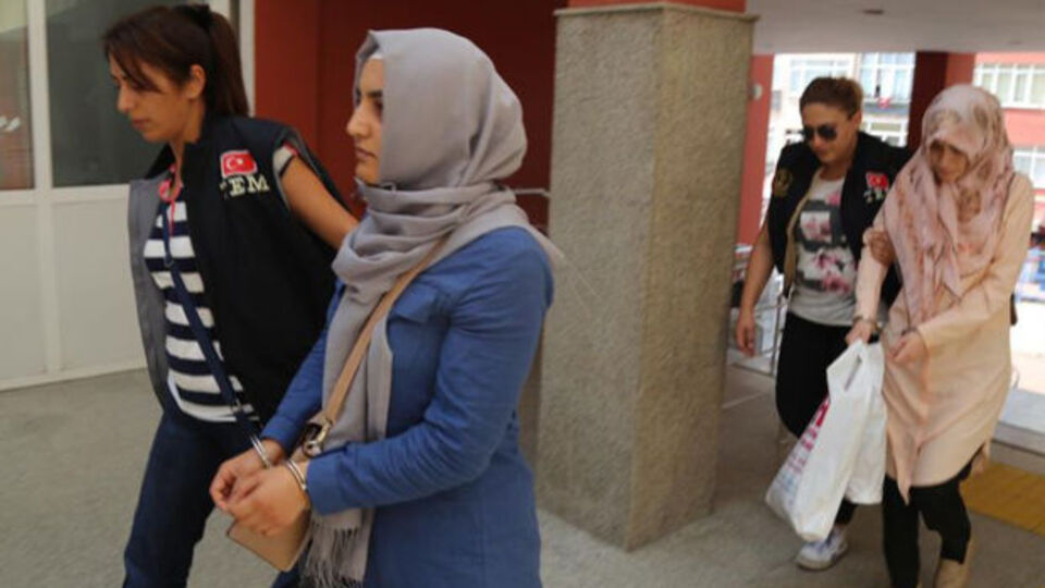 Kayıt dışı parayı onlar aklıyor!