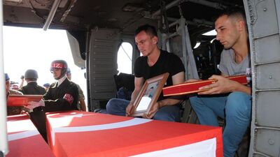 Şemdinli şehitleri törenle uğurlandı