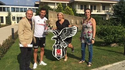 Yılın futbolcusu Oğuzhan!